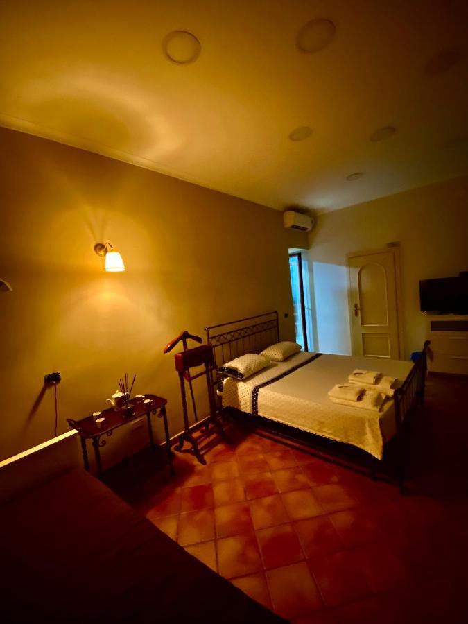 Casa Di Nonna Mia Bed & Breakfast Naples Luaran gambar